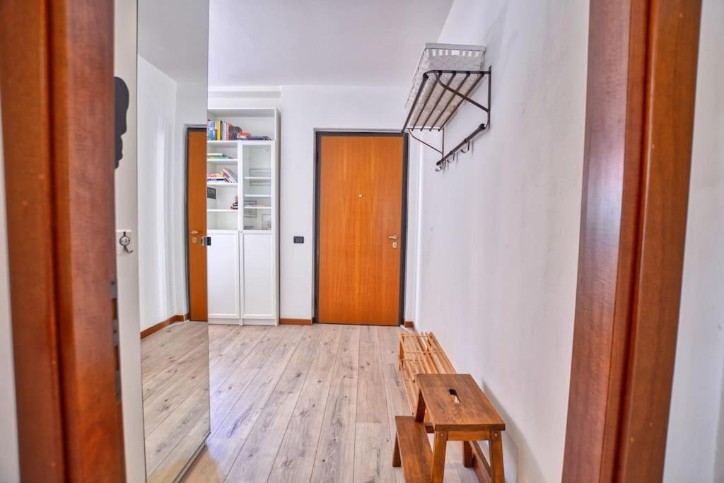 Gezellig Appartement Met Gedeeltelijk Meerzicht Acquaseria Luaran gambar