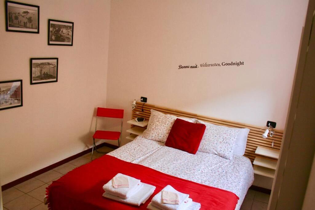 Gezellig Appartement Met Gedeeltelijk Meerzicht Acquaseria Luaran gambar