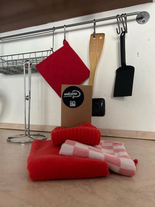 Gezellig Appartement Met Gedeeltelijk Meerzicht Acquaseria Luaran gambar
